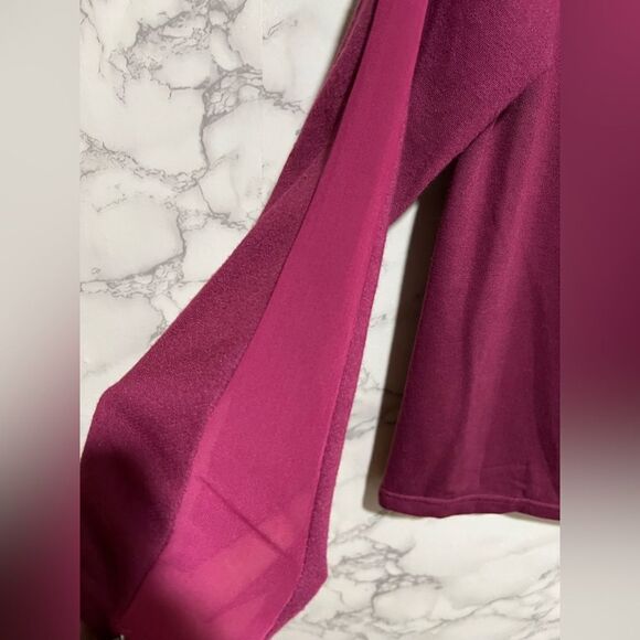 Kay Unger Maroon Burgundy Sweater
Sweatshirt - Picture 8 of 8